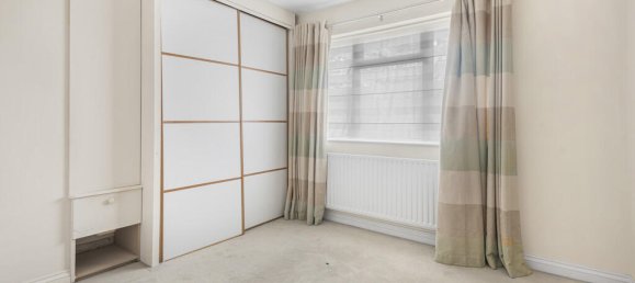 3 bedrooms House in Virginia Water, United Kingdom No. 8630 24