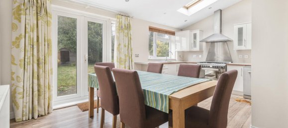 3 bedrooms House in Virginia Water, United Kingdom No. 8630 19