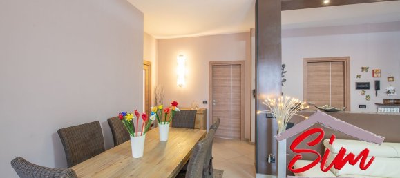 4غرفة شقة في Novara, Italy رقم 223218 5