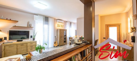 4غرفة شقة في Novara, Italy رقم 223218 4