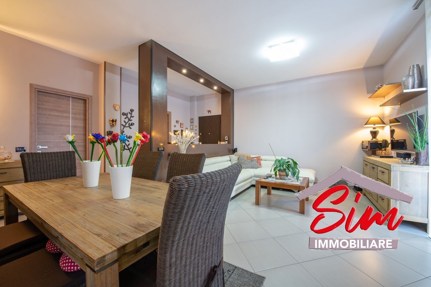 4غرفة شقة في Novara, Italy رقم 223218