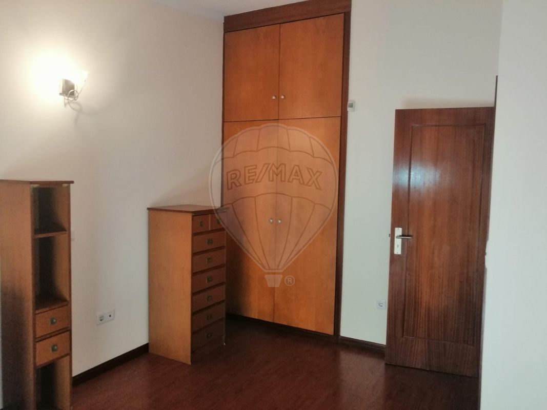 2 غرف نوم منزل في Maia, Portugal رقم 16366