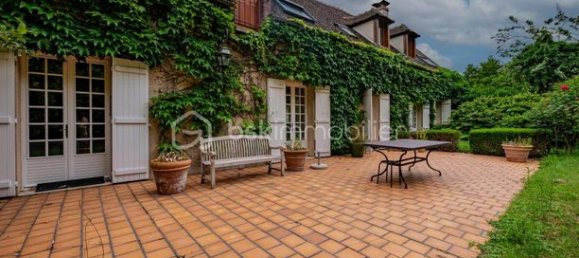 5 bedrooms House in Yonne, France No. 359732 9