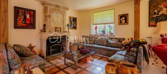 5 bedrooms House in Yonne, France No. 359732 15