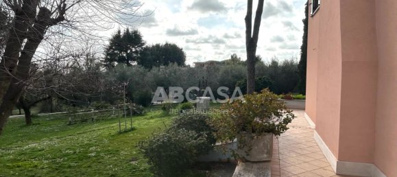 Вилла с 4 комнатами в Веллетри, Италия № 10003 31