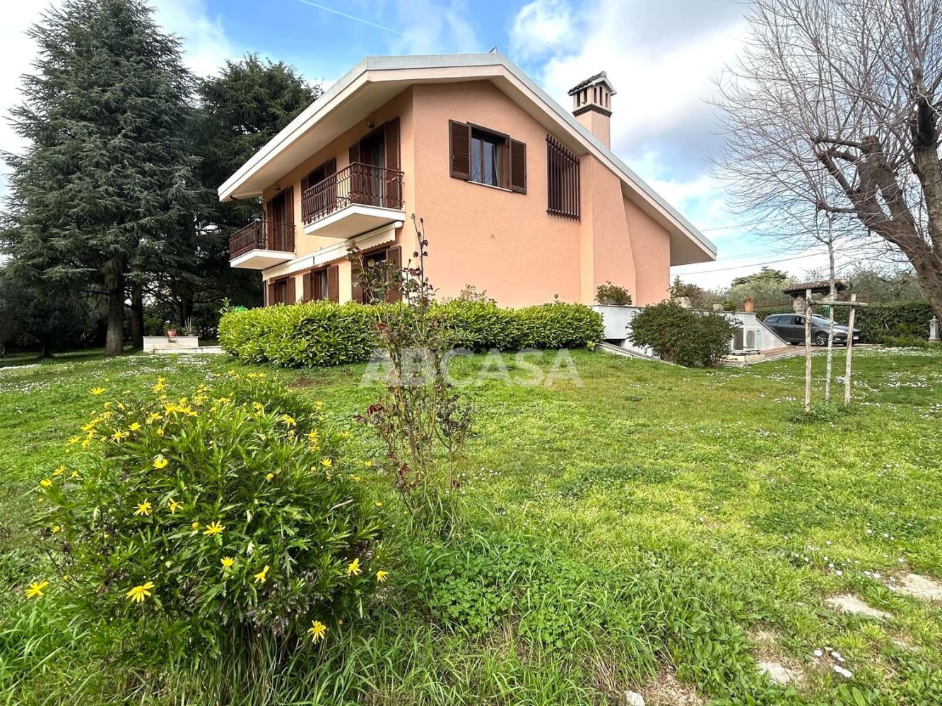 Вилла с 4 комнатами в Веллетри, Италия № 10003