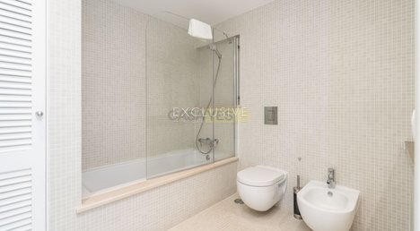 6 bedrooms House in Luz, Portugal No. 121416