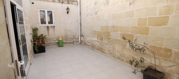 2 bedrooms Townhouse in Rabat, Malta No. 9561 8