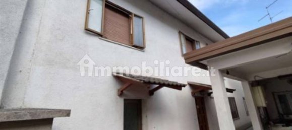 3 chambres Appartement à Udine, Italy No. 376548 2