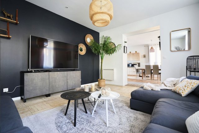 10 bedrooms Building in Amiens, France No. 95399