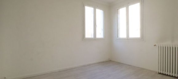 2 bedrooms Apartment in Paris, France No. 310360 3