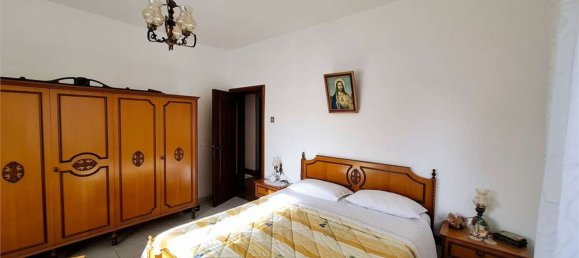 6 rooms House in Pescara, Italy No. 55744 30