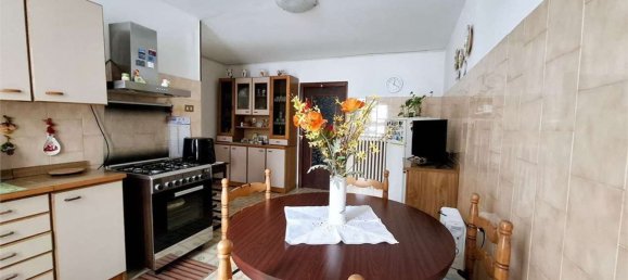 6 rooms House in Pescara, Italy No. 55744 7