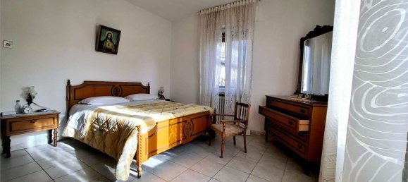 6 rooms House in Pescara, Italy No. 55744 27