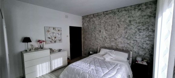 6 rooms House in Pescara, Italy No. 55744 20