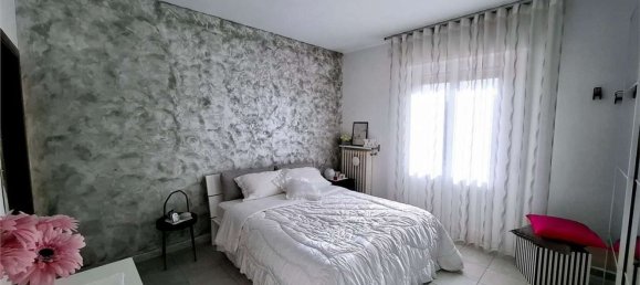 6 rooms House in Pescara, Italy No. 55744 19