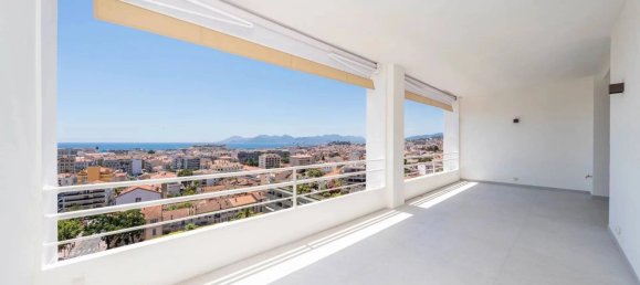 Apartamento de 3 dormitorios en Cannes, France No. 1918 11