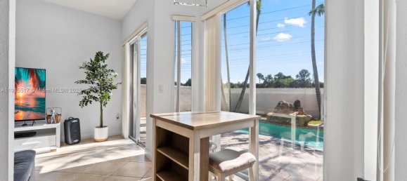 4 dormitorios villa en venta en Miami, Miami-Dade, Florida, USA № 615279 20
