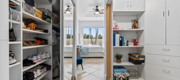 4 dormitorios villa en venta en Miami, Miami-Dade, Florida, USA № 615279 11