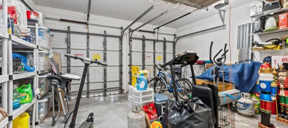 4 dormitorios villa en venta en Miami, Miami-Dade, Florida, USA № 615279 3