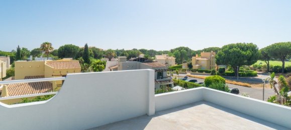 3 bedrooms House in Quarteira, Portugal No. 247278 26