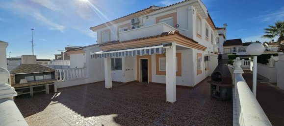 Penthouse T4 em Torrevieja, Spain N.º 365465 2