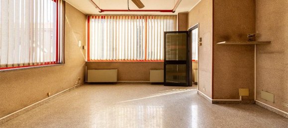 Almacén de 5 habitaciónes en Cinisello Balsamo, Italy No. 337479 20