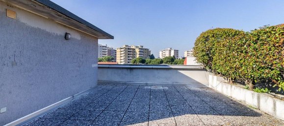 Almacén de 5 habitaciónes en Cinisello Balsamo, Italy No. 337479 31