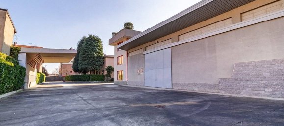 Almacén de 5 habitaciónes en Cinisello Balsamo, Italy No. 337479 6