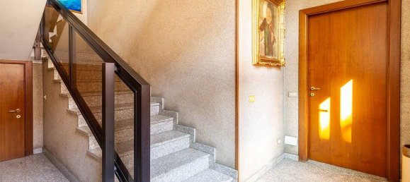 Almacén de 5 habitaciónes en Cinisello Balsamo, Italy No. 337479 12