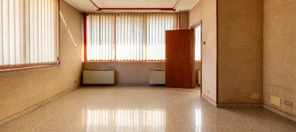 Armazém de 5 divisões em Cinisello Balsamo, Italy N.º 337479 49