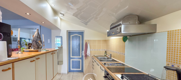 2 bedrooms House in Le Bouscat, France No. 320986 4