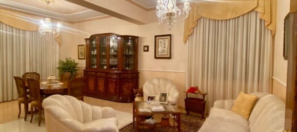 4 bedrooms Apartment in Reggio Calabria, Italy No. 340897 10