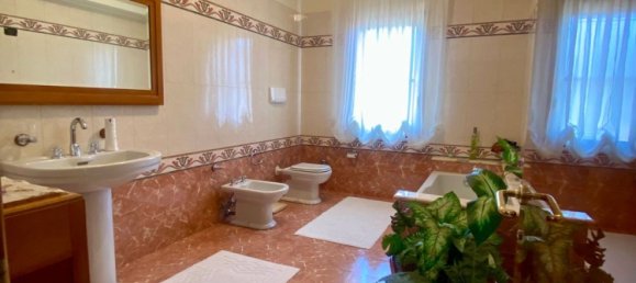 4 bedrooms Apartment in Reggio Calabria, Italy No. 340897 18