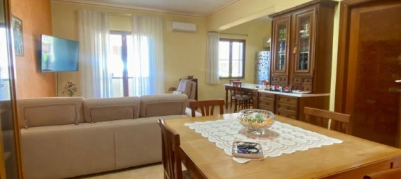 4 bedrooms Apartment in Reggio Calabria, Italy No. 340897 7