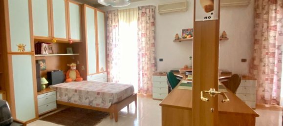 4 bedrooms Apartment in Reggio Calabria, Italy No. 340897 13