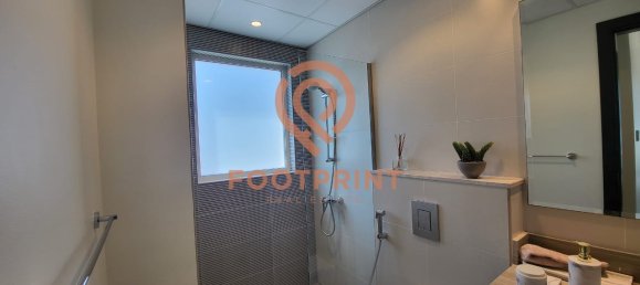 3 bedrooms Townhouse in Dubai, UAE No. 24079 9