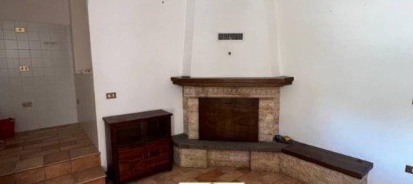 2 bedrooms Apartment in Pergola, Italy No. 303307 3