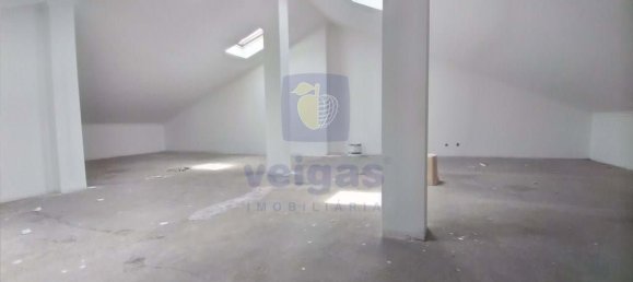 3 bedrooms House in Rio de Mouro, Portugal No. 166135 24