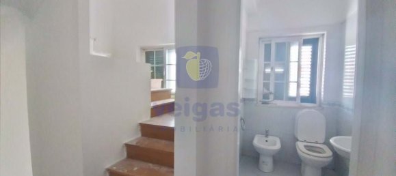 3 bedrooms House in Rio de Mouro, Portugal No. 166135 21