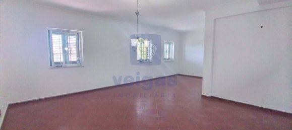 3 bedrooms House in Rio de Mouro, Portugal No. 166135 19