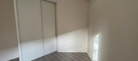 Apartamento de 1 dormitorio en Chalons-en-Champagne, France No. 53128 4