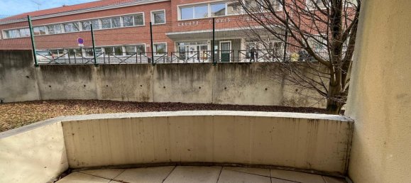 Apartamento de 1 dormitorio en Chalons-en-Champagne, France No. 53128 7