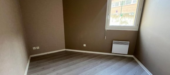 Apartamento de 1 dormitorio en Chalons-en-Champagne, France No. 53128 5