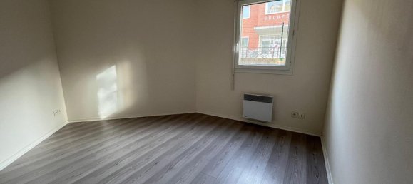 Apartamento de 1 dormitorio en Chalons-en-Champagne, France No. 53128 3
