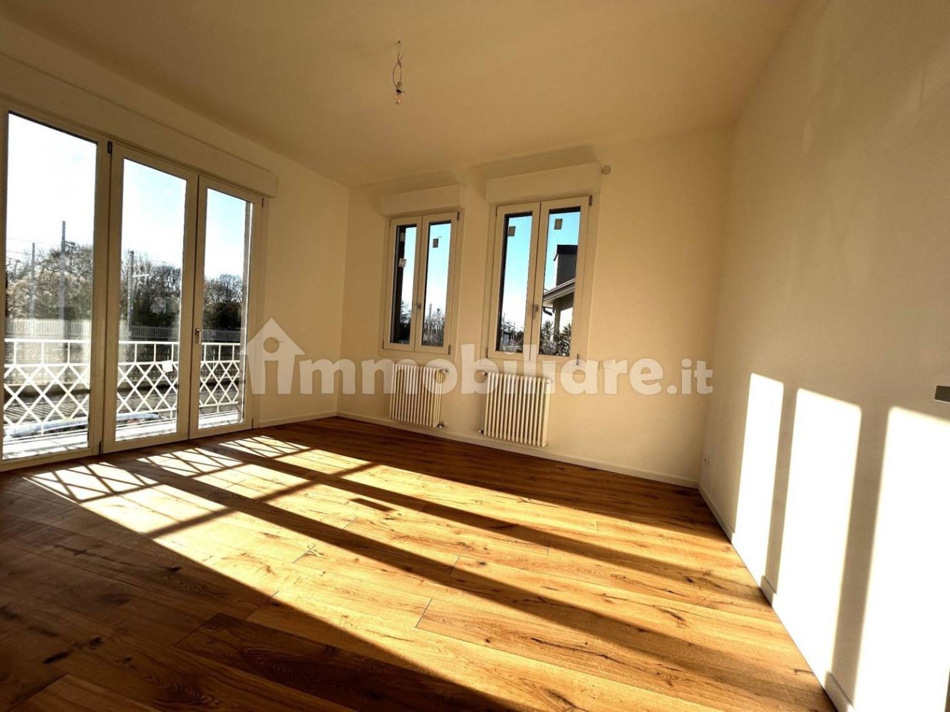 Apartamento T3 em Treviso, Italy N.º 216385