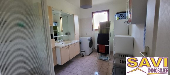 3 bedrooms House in Villemandeur, France No. 89786 16