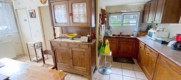 2 bedrooms House in Tierce, France No. 278496 6