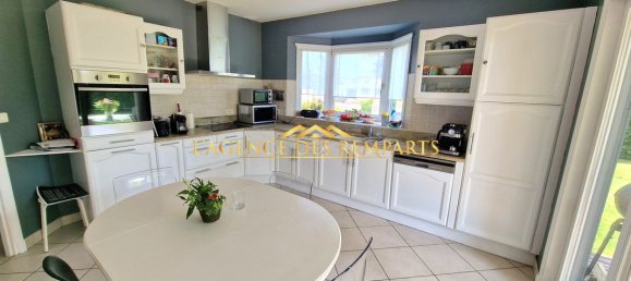 Дом с 6 спальнями в Монтрёй, Франция № 262351 7