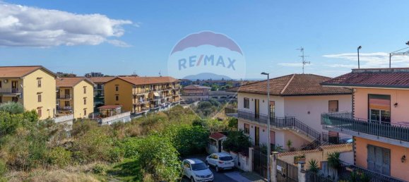 3غرفة شقة في Catania, Italy رقم 65626 32